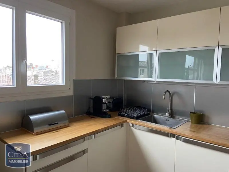 Photo 2 appartement Bordeaux