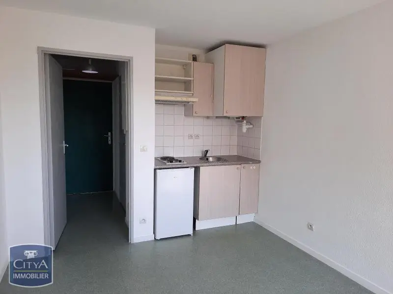 Photo 3 Appartement 1 pièce 19.58m²