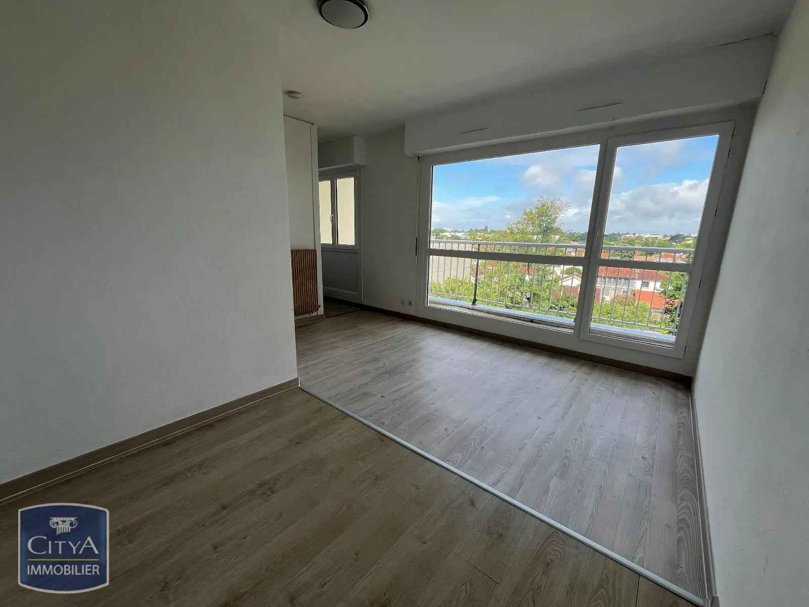 Photo 1 Appartement 1 pièce 20.2m²