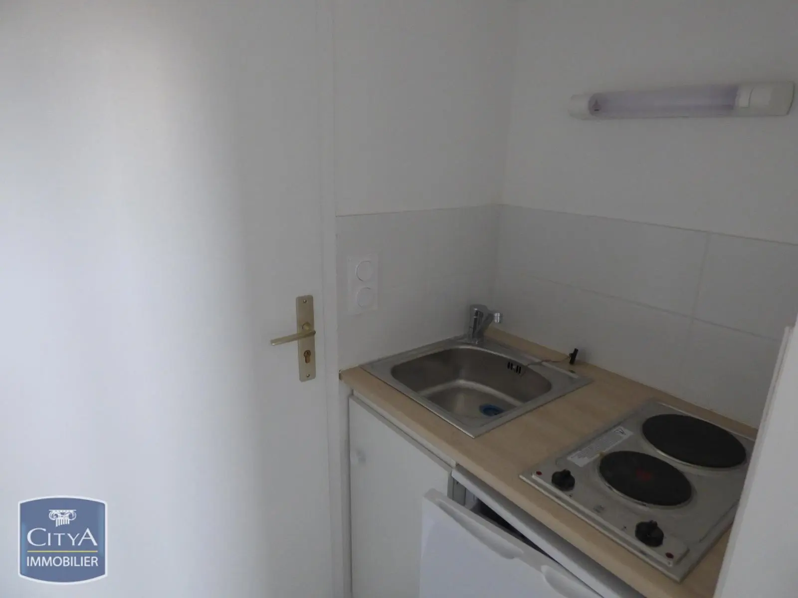 Photo 4 Appartement 1 pièce 13.77m²