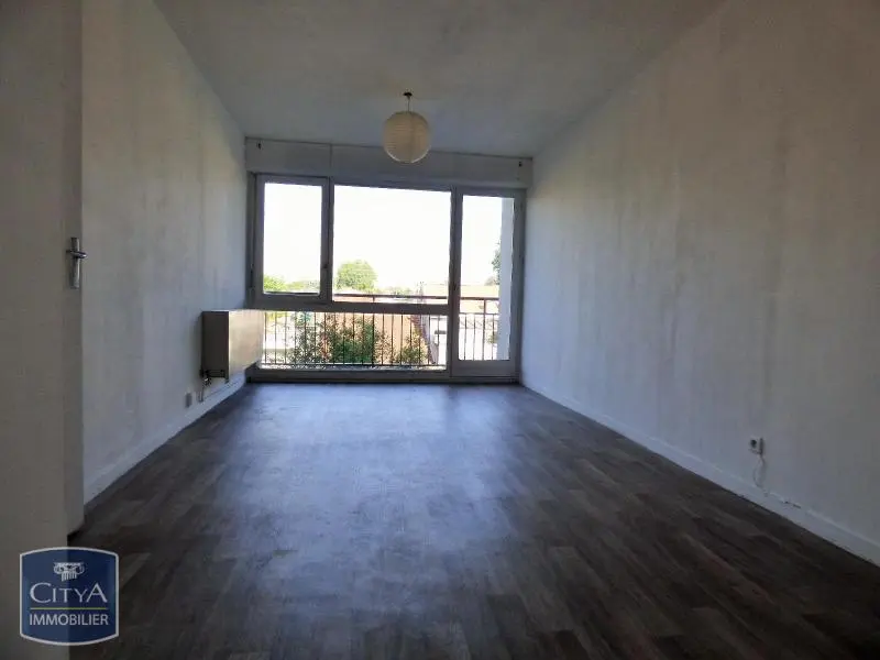 Photo 2 Appartement 1 pièce 41.95m²