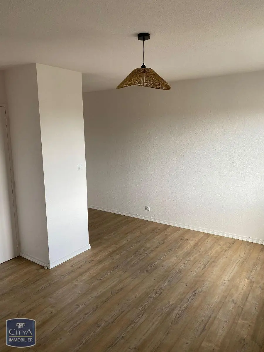 Photo 2 Appartement 1 pièce 24.1m²