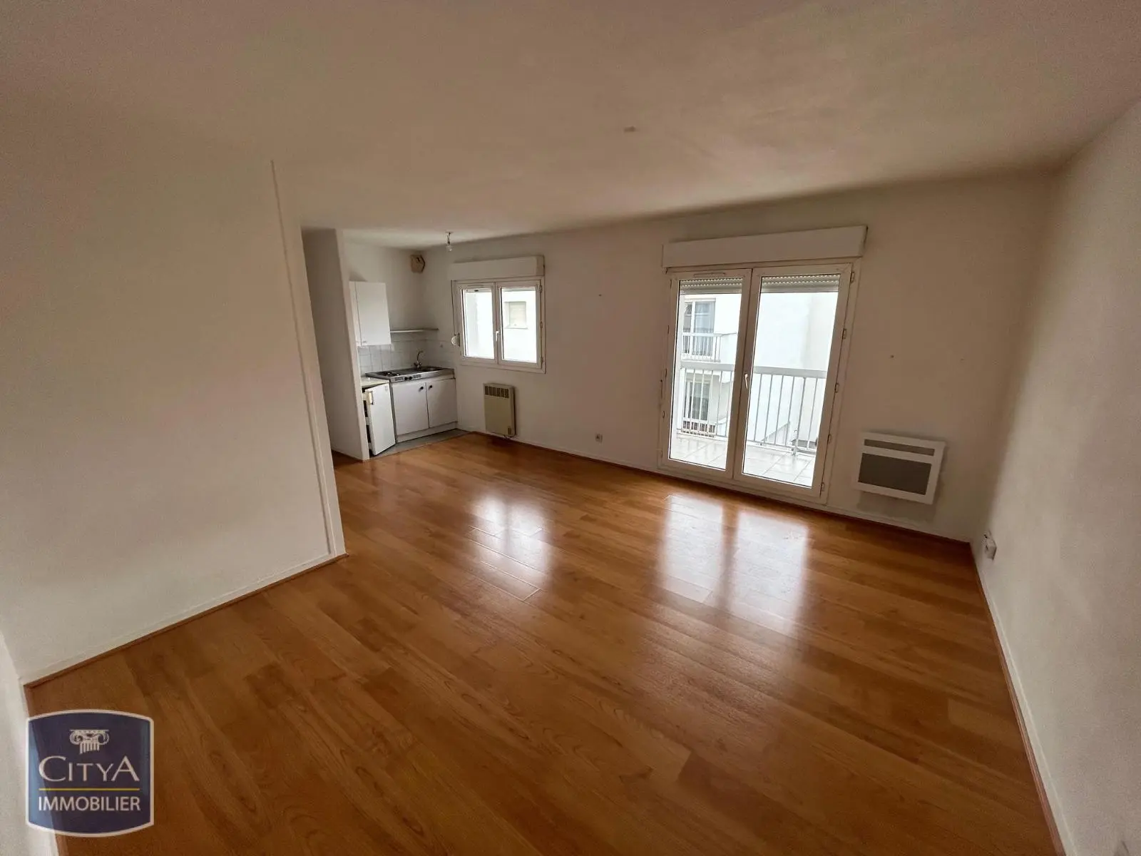 Photo 1 Appartement 1 pièce 31.03m²