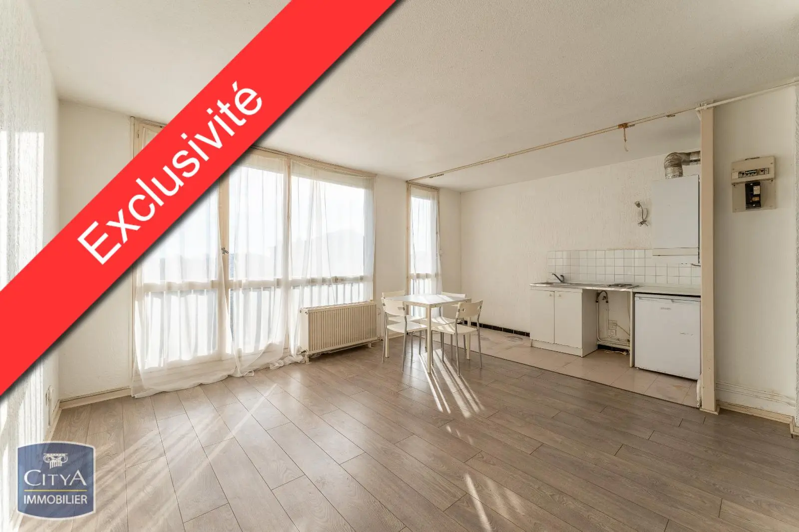 Photo 1 Appartement 1 pièce 33.06m²