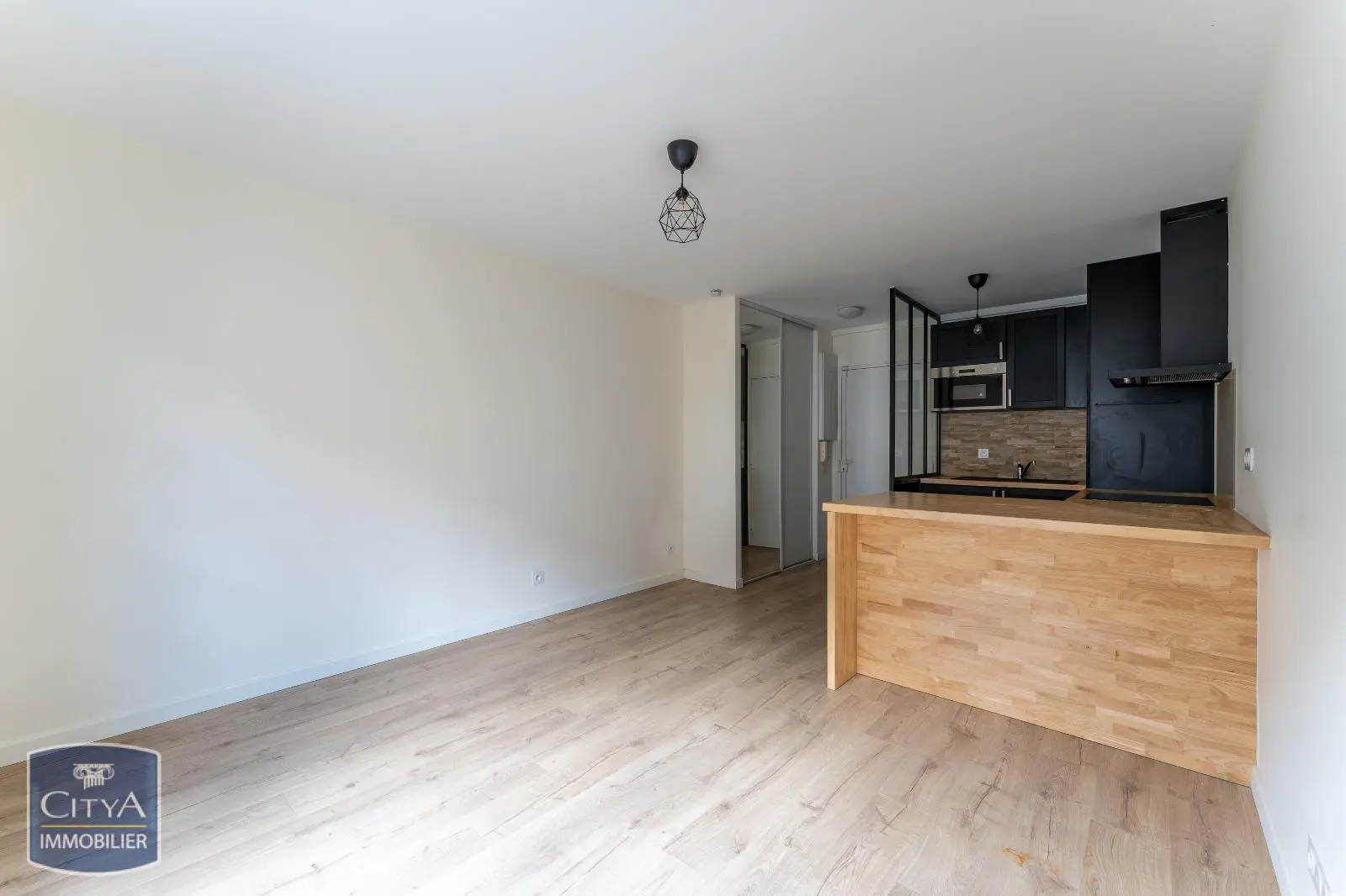 Photo 2 Appartement 2 pièces 35.44m²