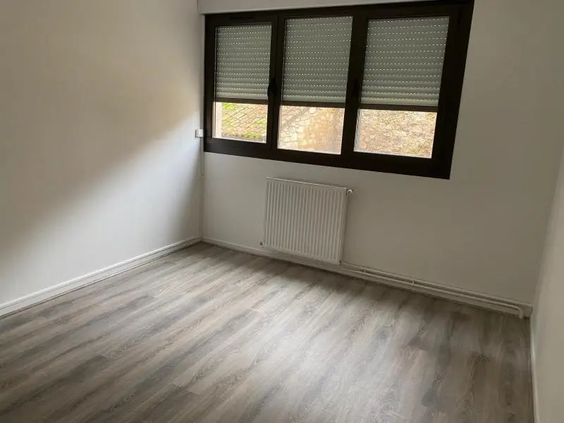 Photo 1 Appartement 4 pièces 76.23m²