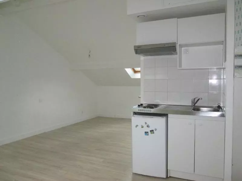 Photo 2 Appartement 1 pièce 17.9m²