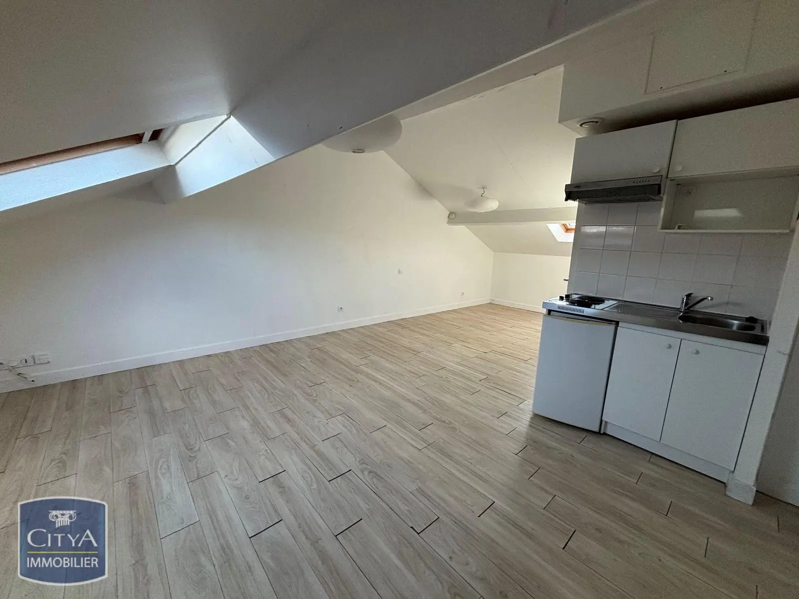 Photo 2 Appartement 1 pièce 17.9m²