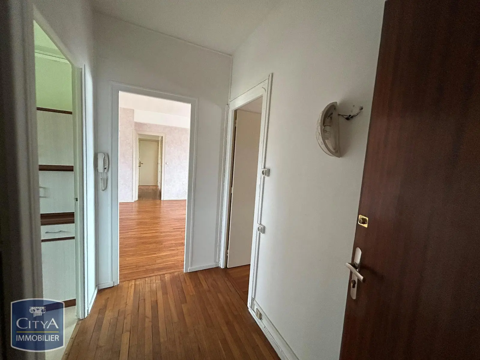 Photo 2 Appartement 4 pièces 90.33m²