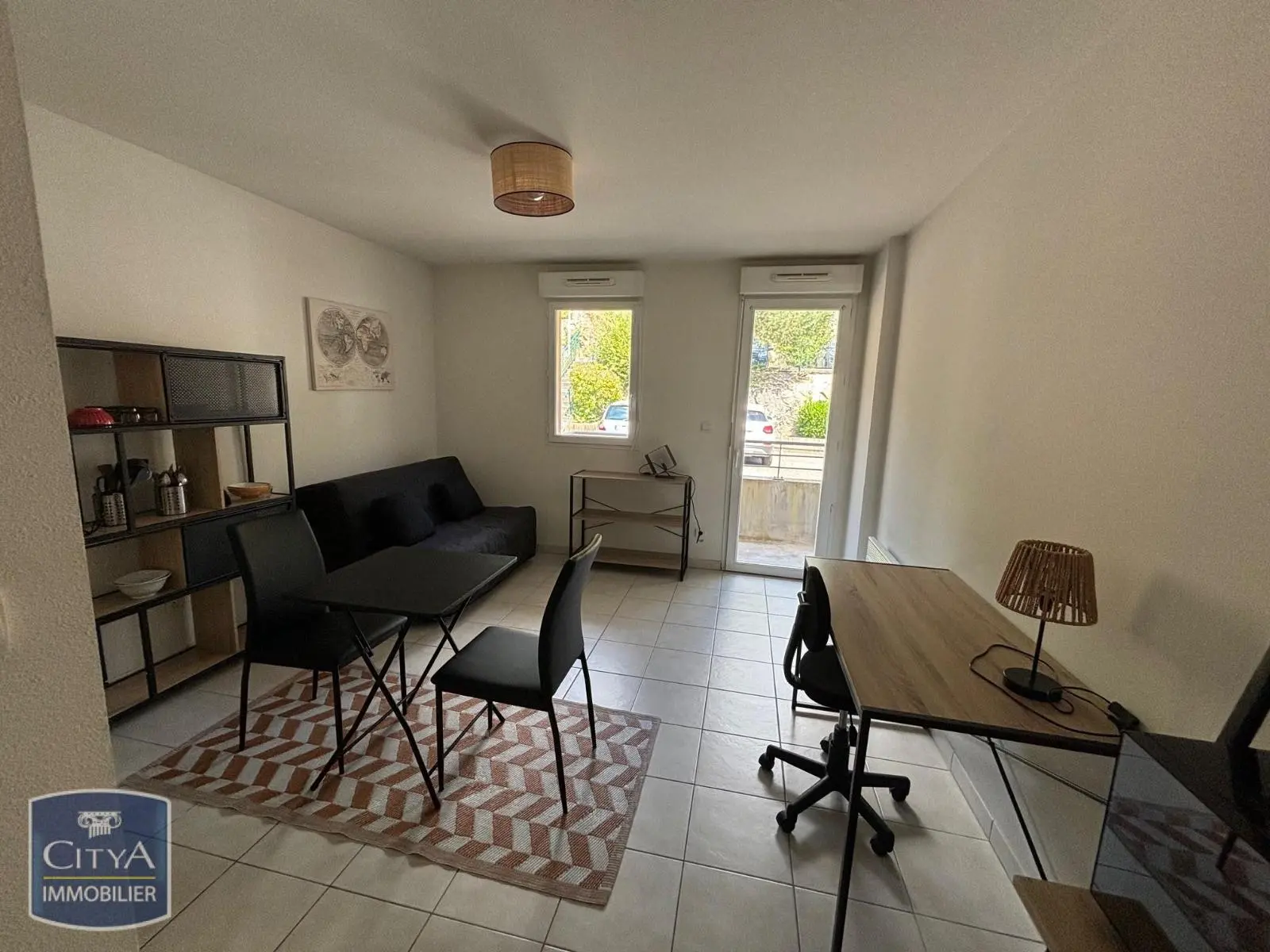 Photo 2 Appartement 1 pièce 28.04m²