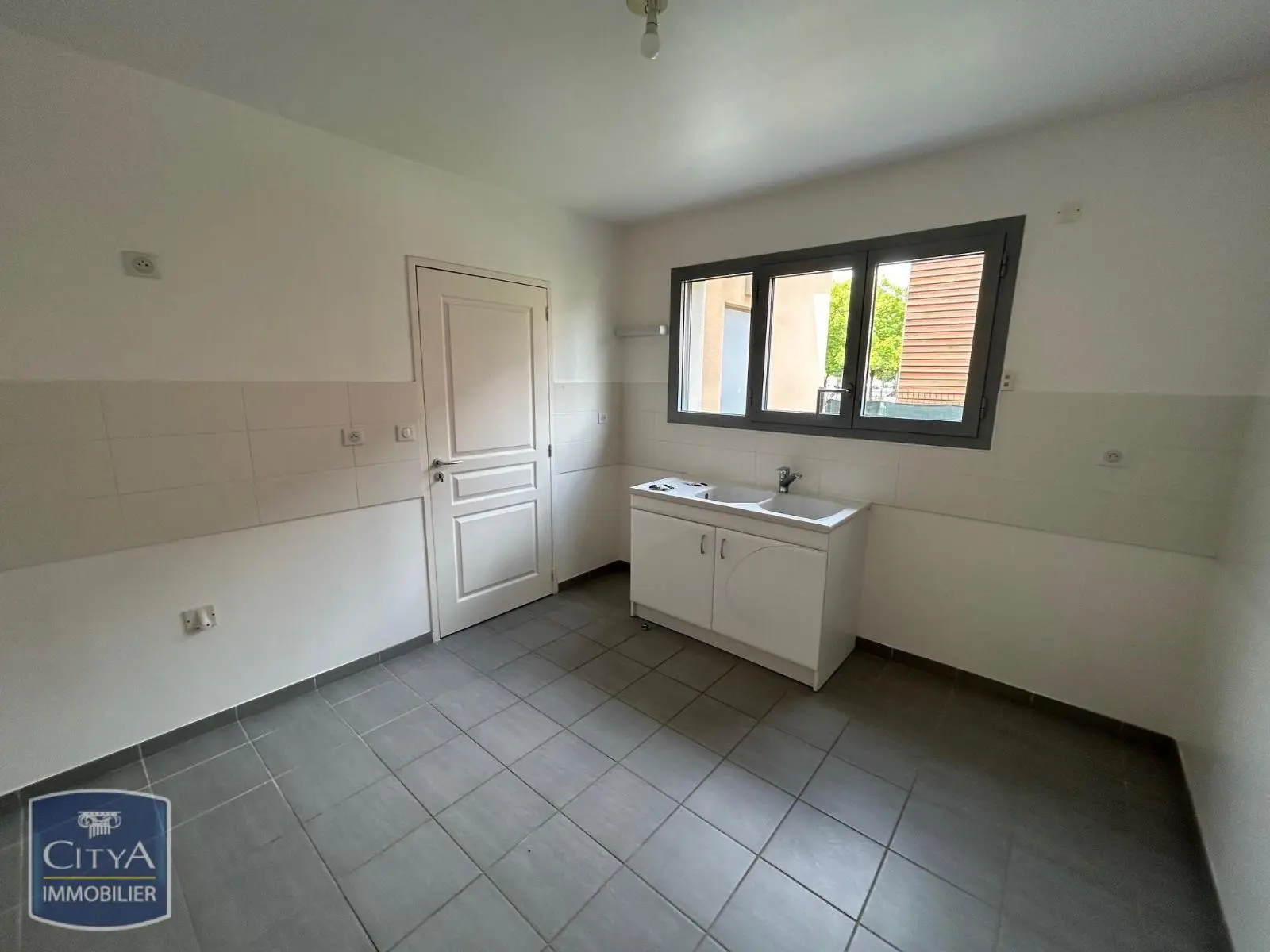 Photo 2 Appartement 3 pièces 83.89m²