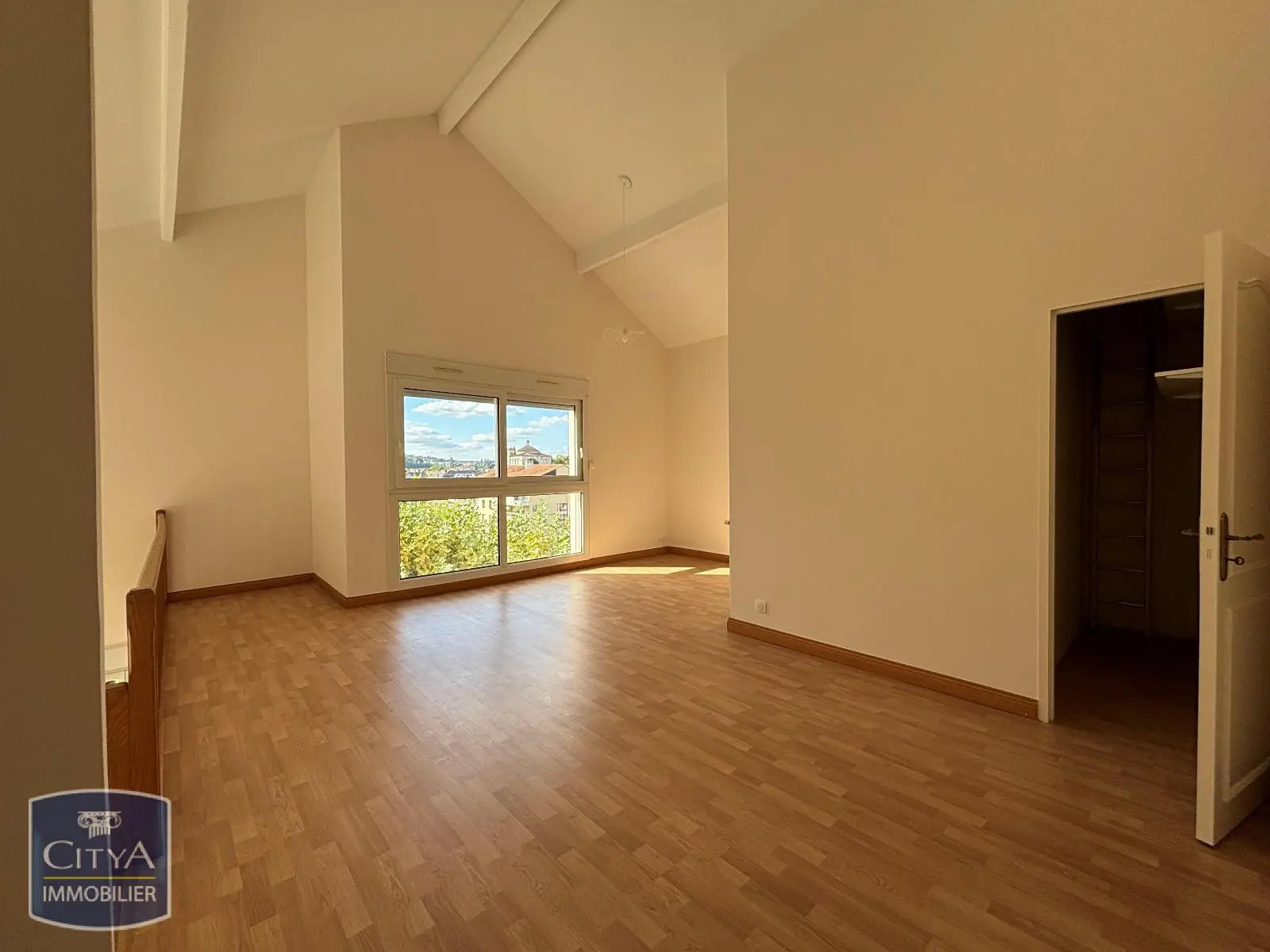 Photo 9 Appartement 5 pièces 157.33m²