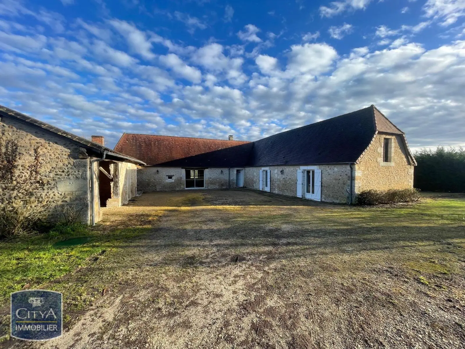 Photo 1 Maison 6 pièces 149.21m²