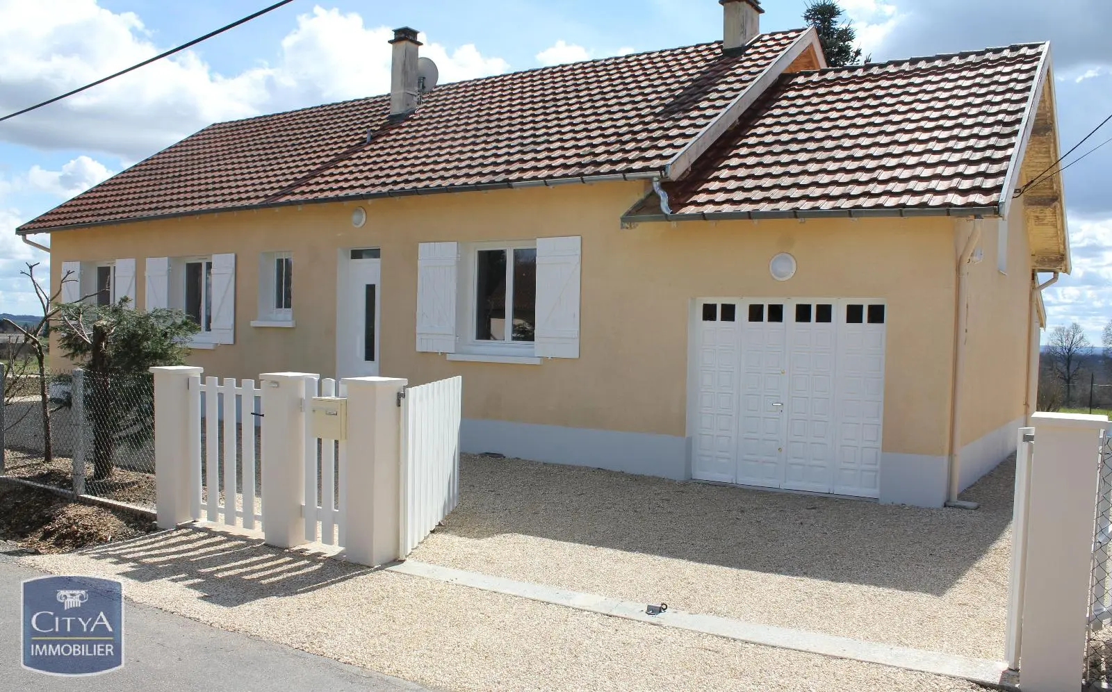 Photo 1 Maison 5 pièces 105m²