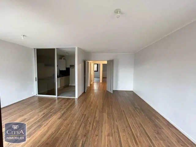 Photo 1 Appartement 4 pièces 77.67m²