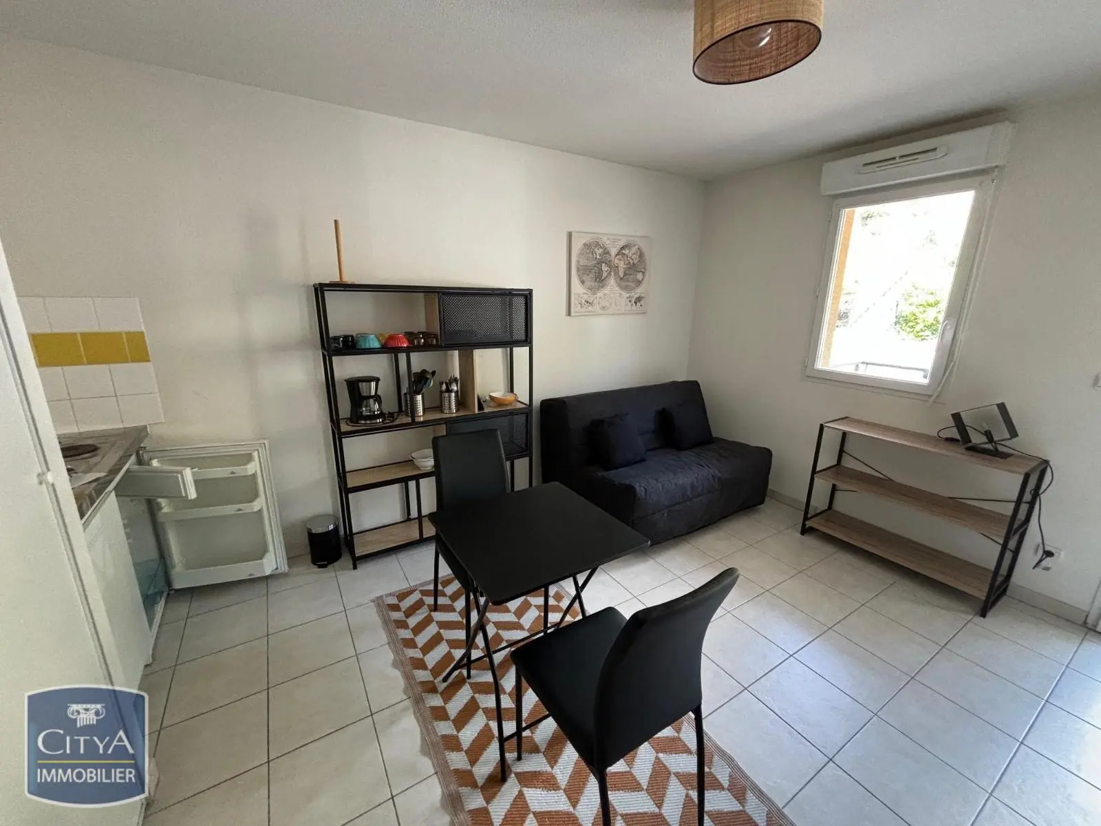 Photo 1 Appartement 1 pièce 28.04m²