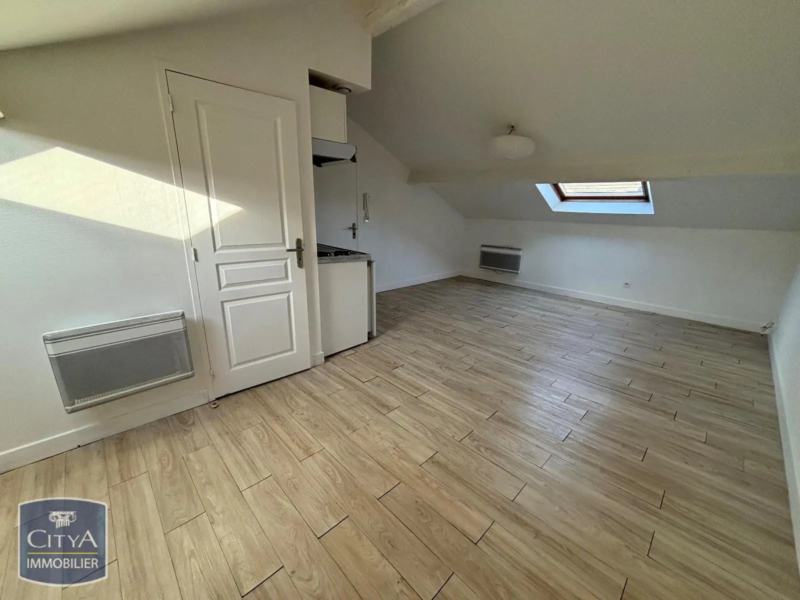 Photo 3 Appartement 1 pièce 17.9m²