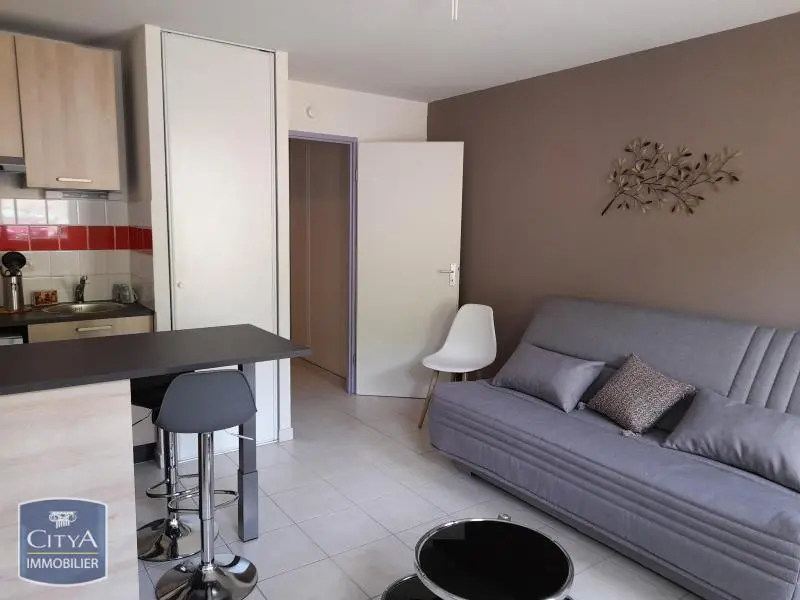 Photo 1 Appartement 1 pièce 24.96m²