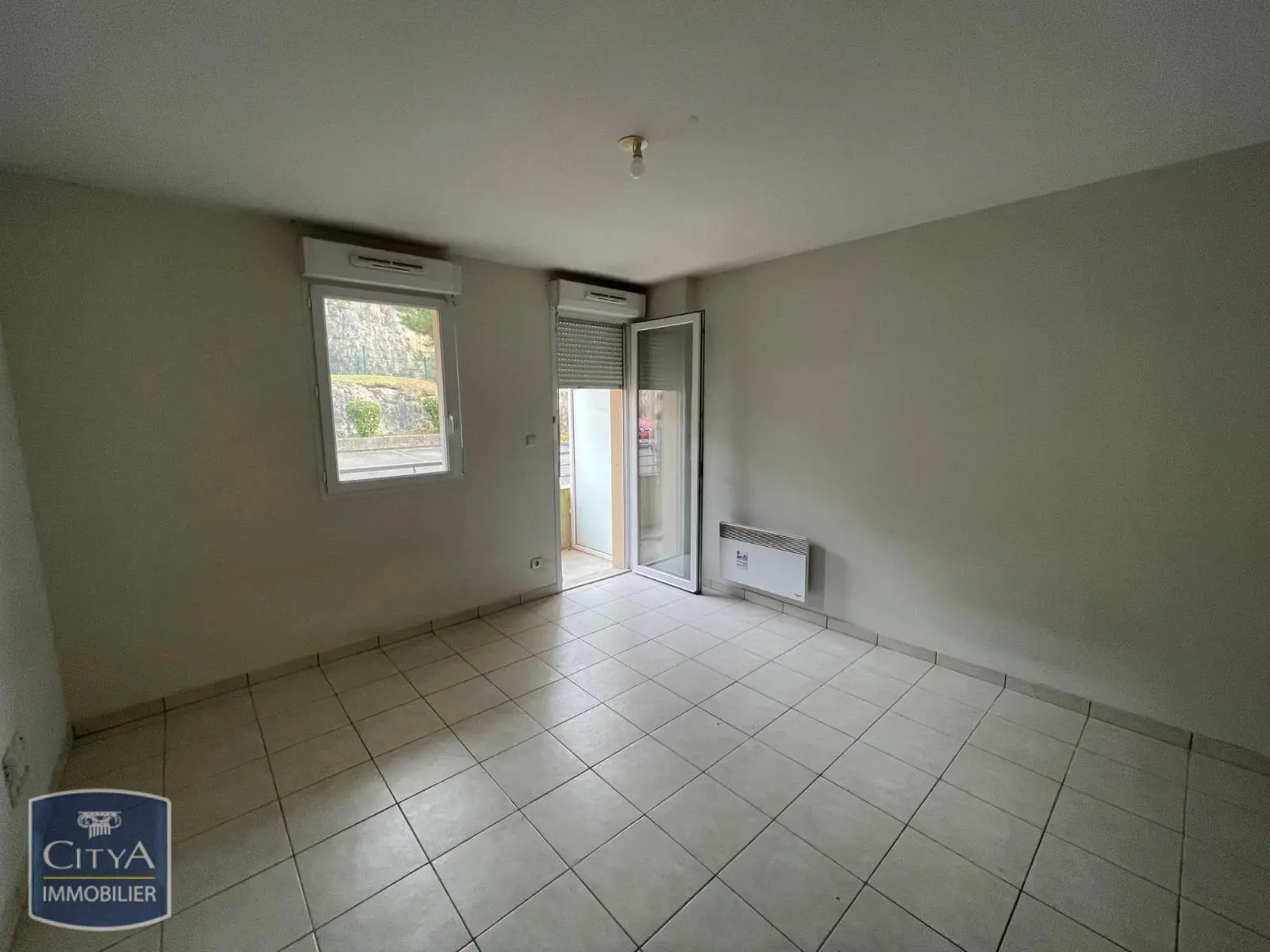 Photo 2 Appartement 1 pièce 26.82m²