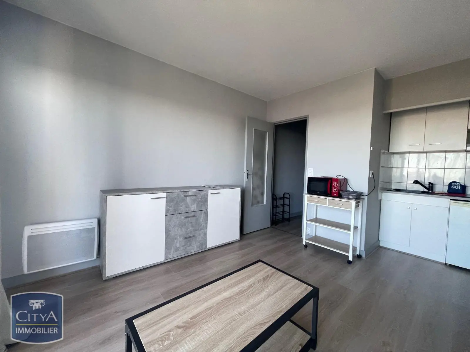 Photo 2 Appartement 1 pièce 23.47m²