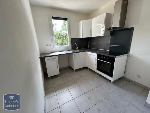 Photo 2 Appartement 4 pièces 77.81m²