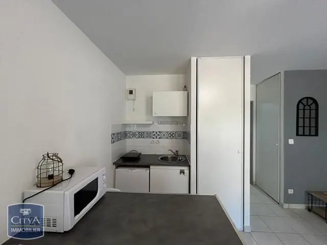 Photo 12 Appartement 1 pièce 27.79m²