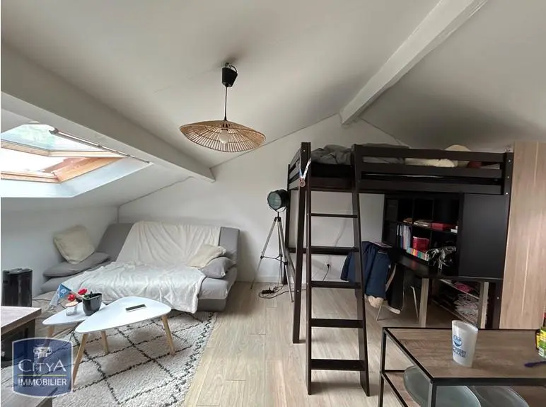 Photo 1 Appartement 1 pièce 17.9m²
