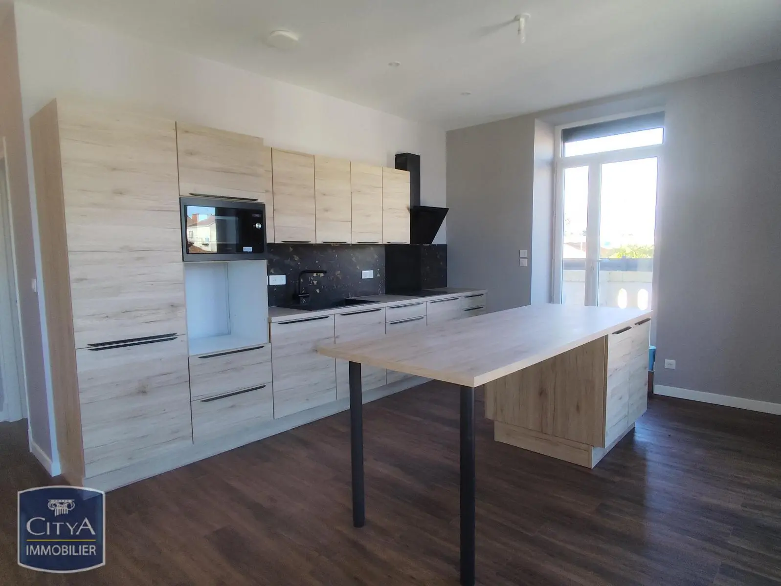 Photo 3 Appartement 5 pièces 113m²