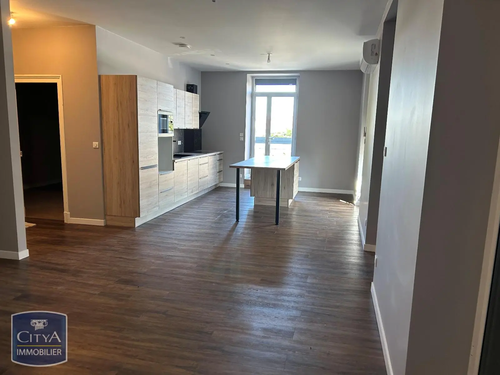 Photo 3 Appartement 5 pièces 113m²