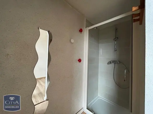 Photo 4 Appartement 1 pièce 28.1m²