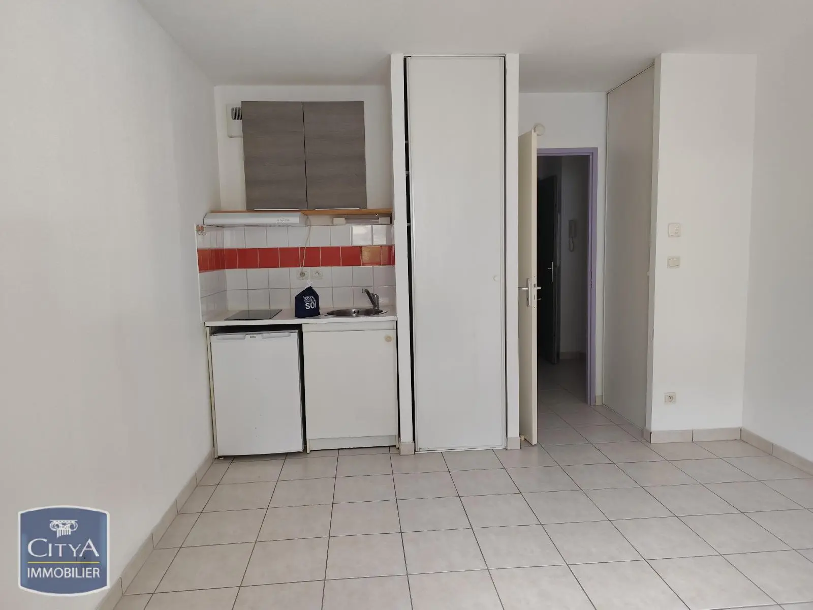 Photo 3 Appartement 1 pièce 24.49m²