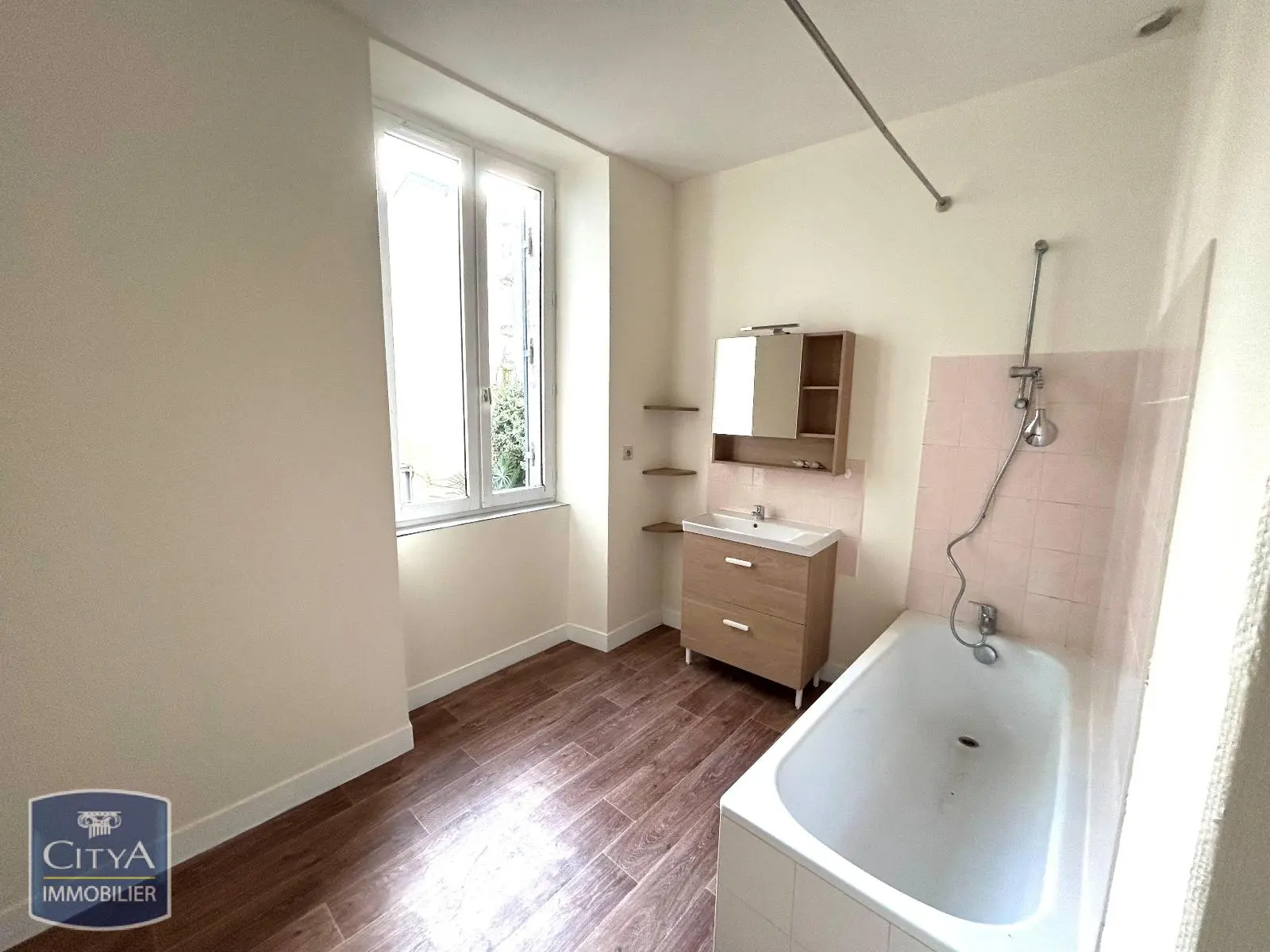 Photo 11 Appartement 4 pièces 101.92m²