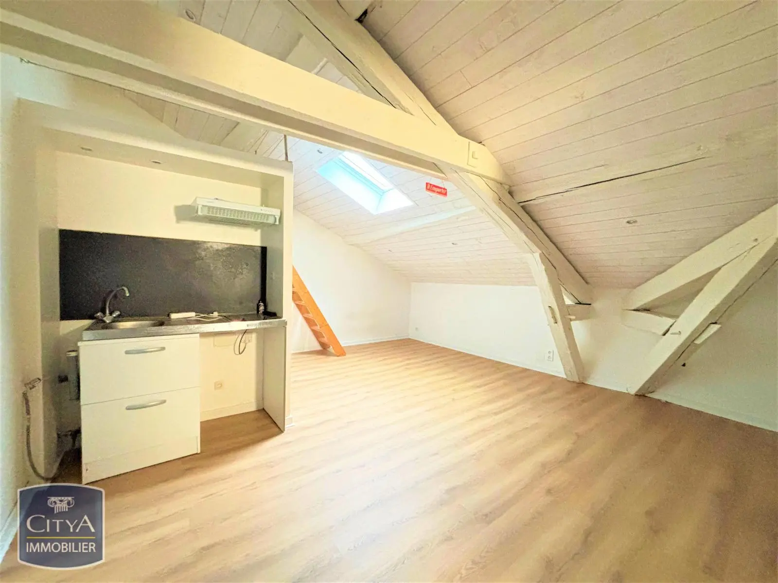 Photo 2 Appartement 1 pièce 19.8m²