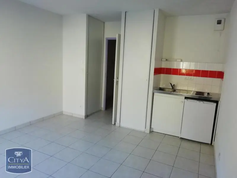 Photo 3 Appartement 1 pièce 24.05m²