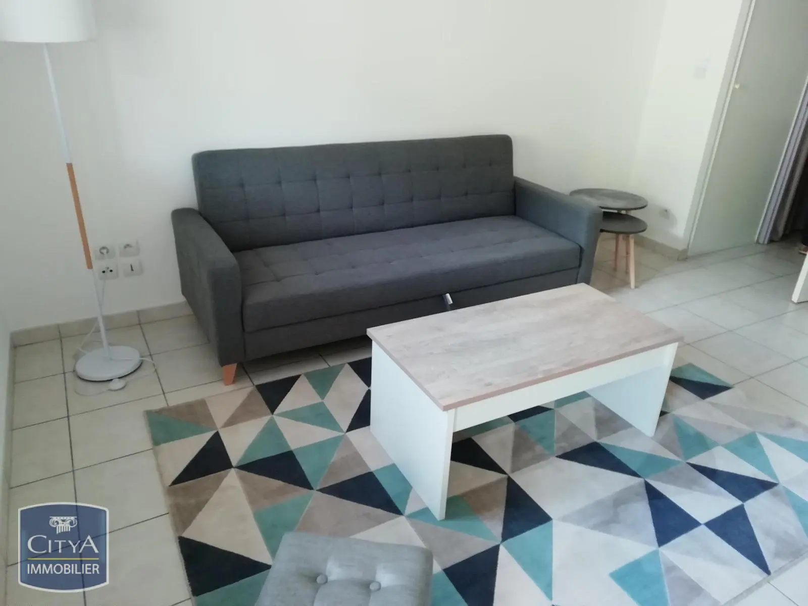 Photo 1 Appartement 1 pièce 24.31m²