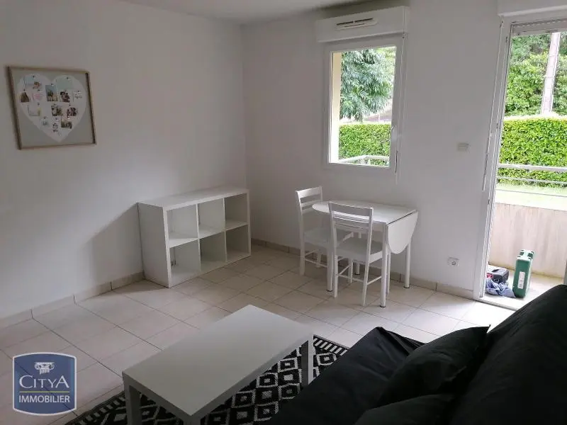 Photo 2 Appartement 1 pièce 27.11m²