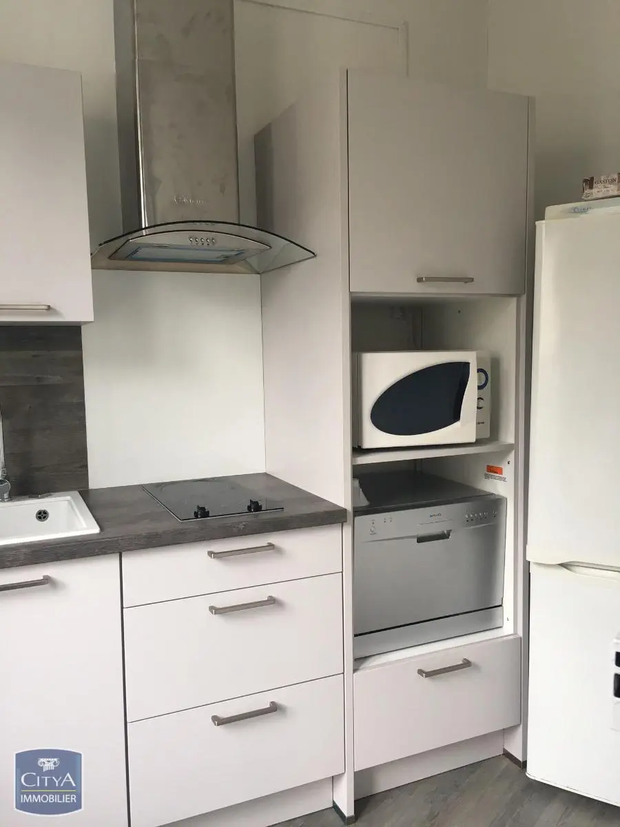 Photo 3 Appartement 1 pièce 23.44m²