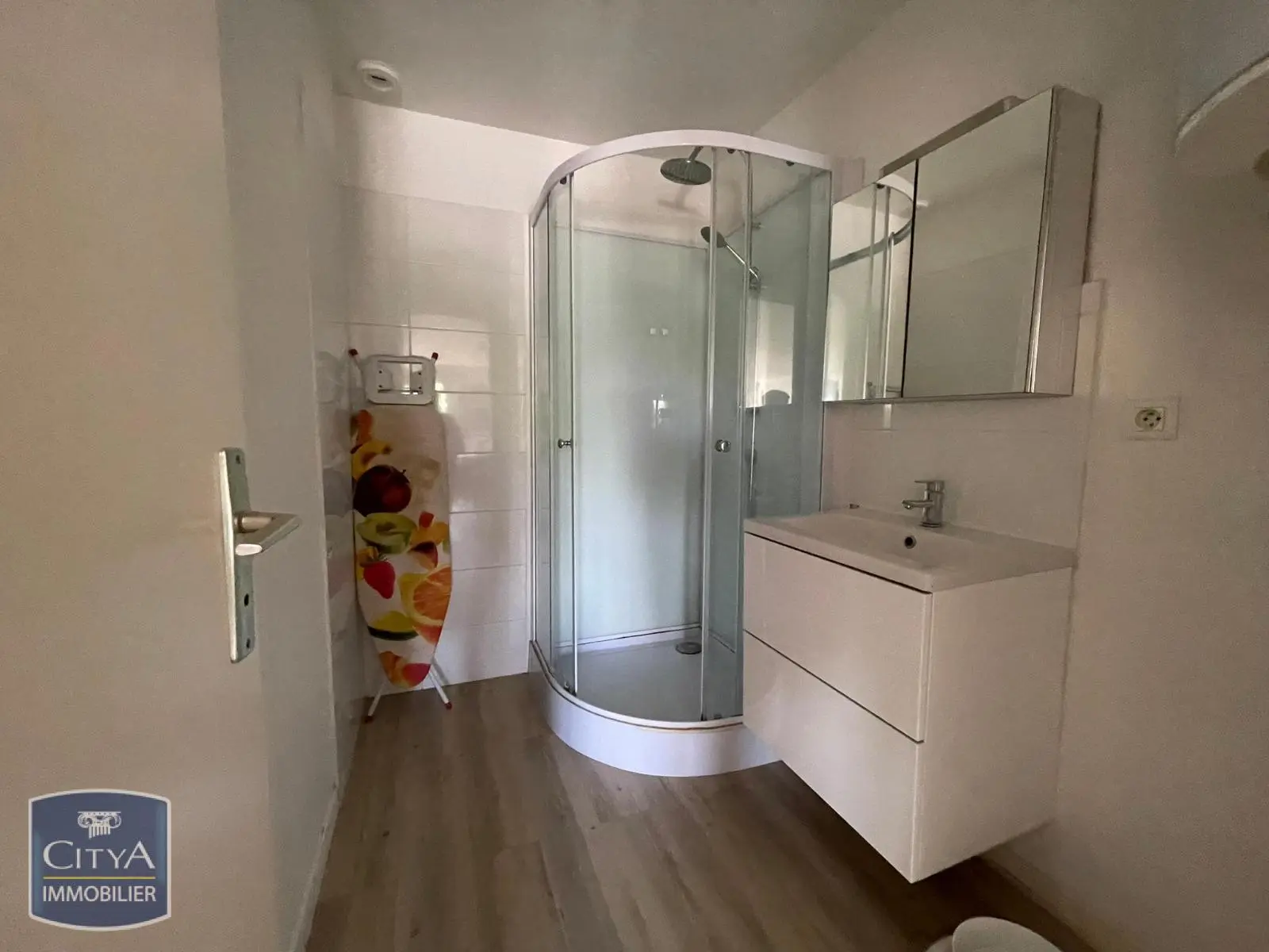 Photo 3 Appartement 1 pièce 46.8m²