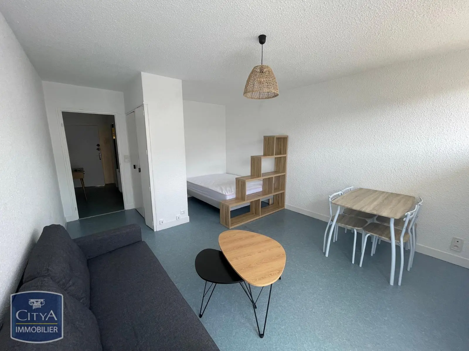 Photo 1 Appartement 1 pièce 30.6m²