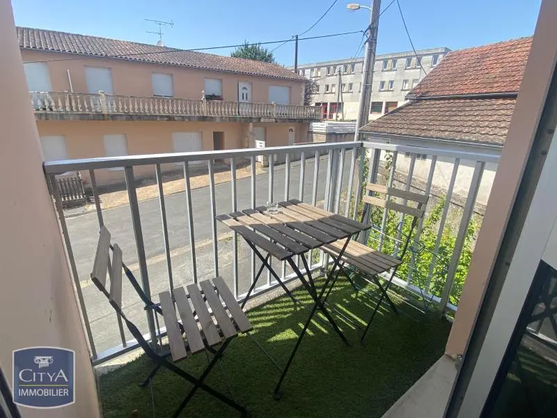 Photo 3 Appartement 1 pièce 32.01m²