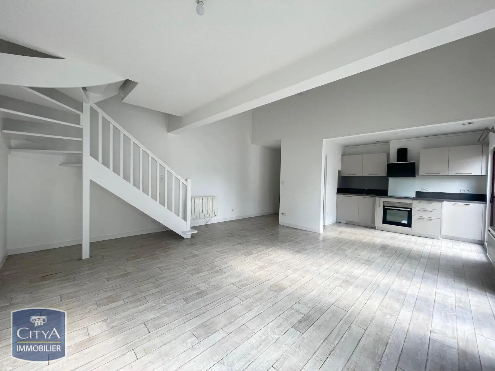 Photo 2 Appartement 3 pièces 77.14m²