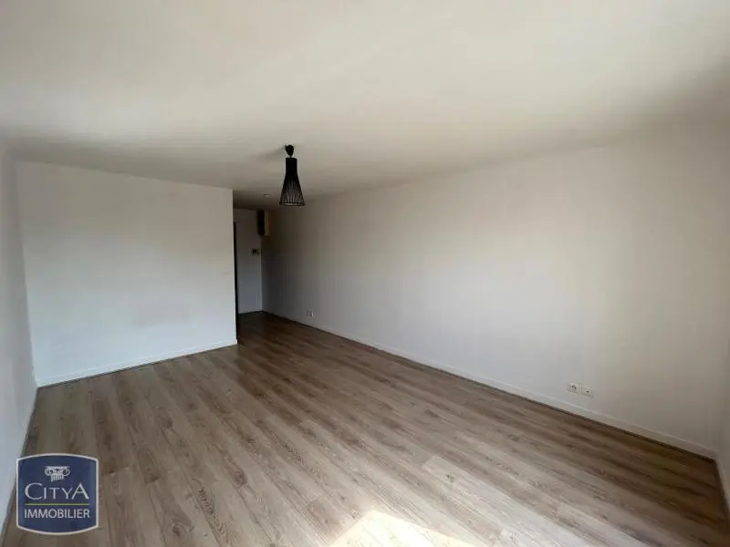 Photo 3 Appartement 1 pièce 28.3m²