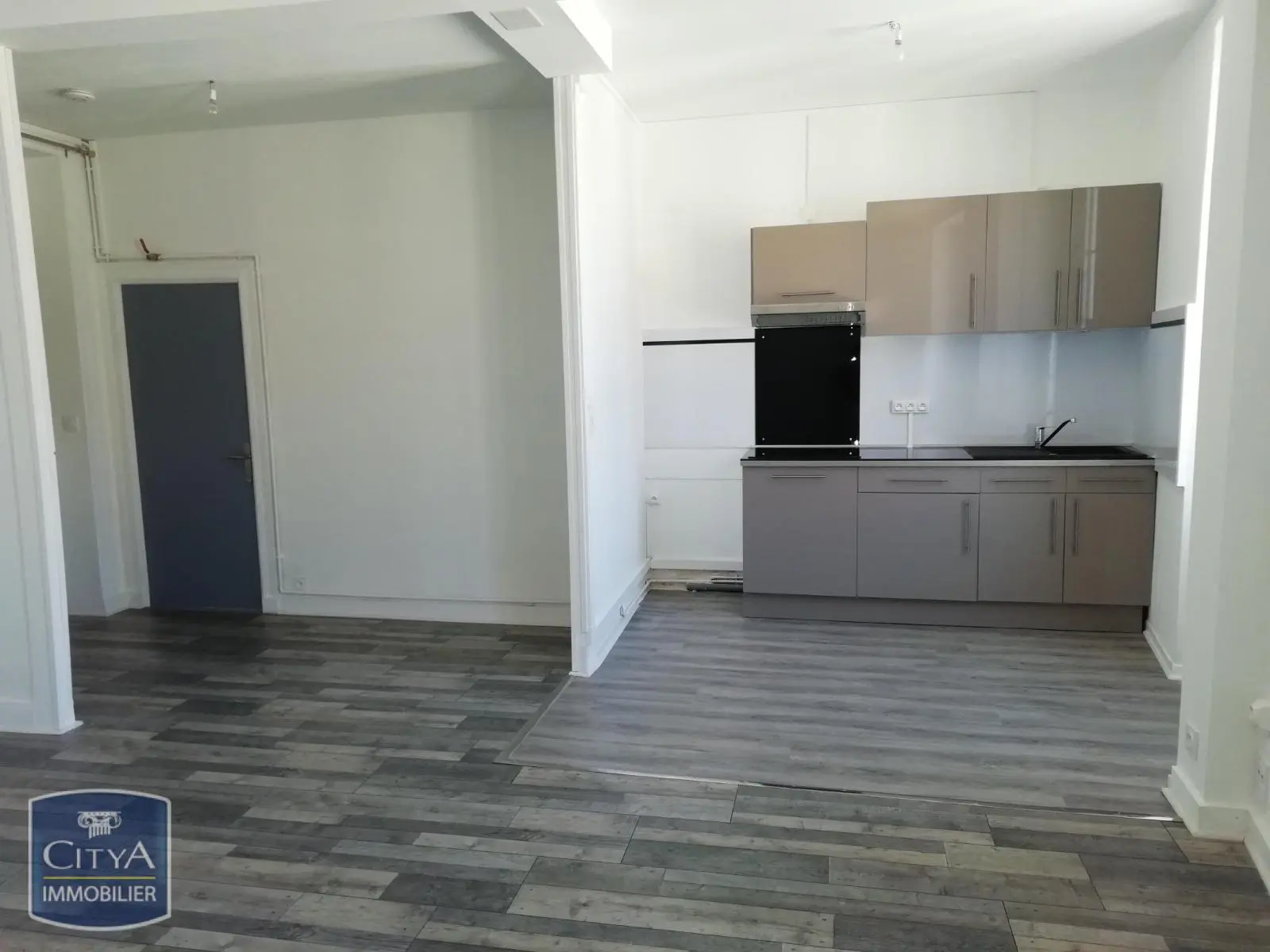 Photo 3 Appartement 2 pièces 42.78m²