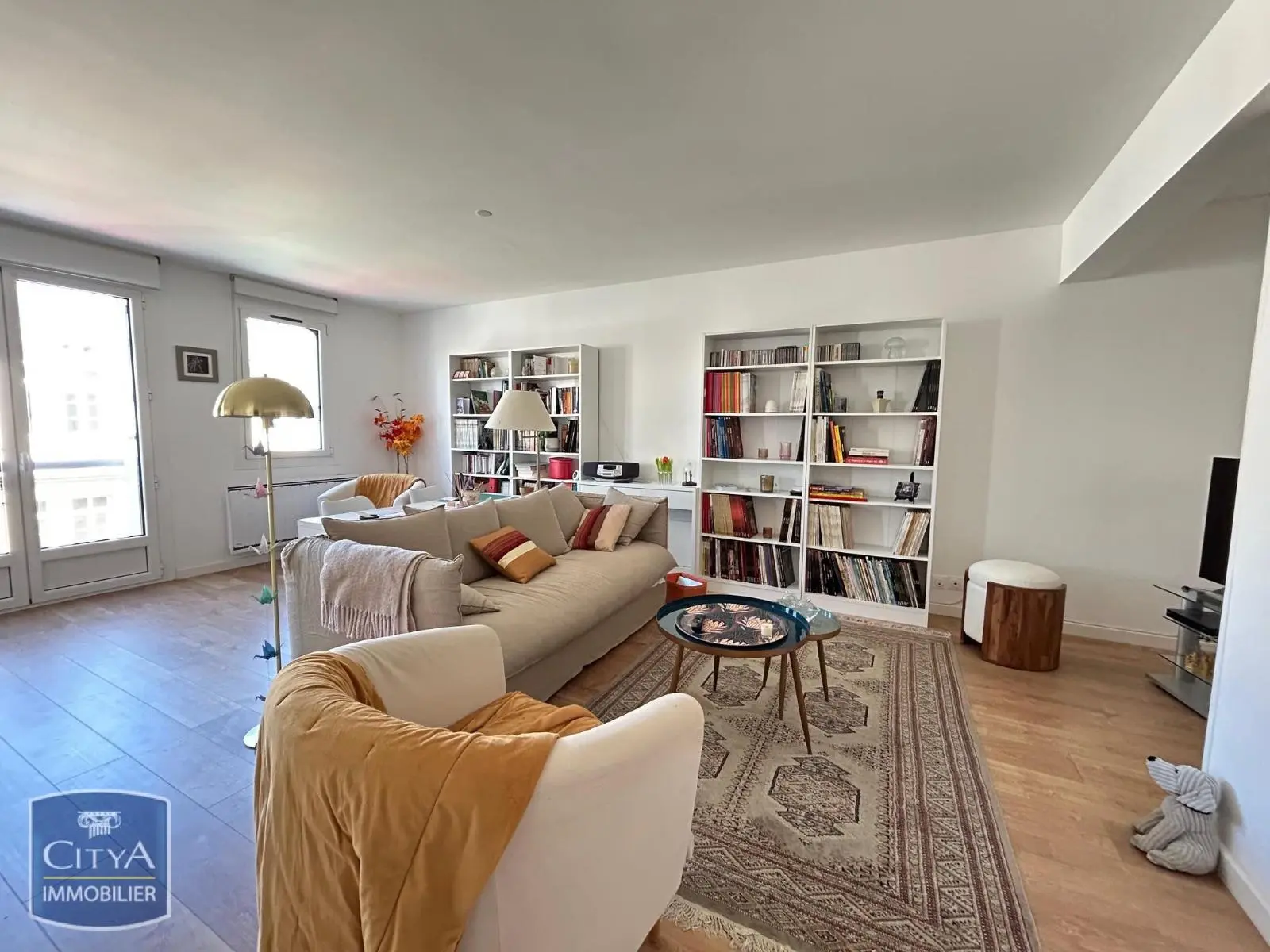 Photo 3 Appartement 3 pièces 77m²