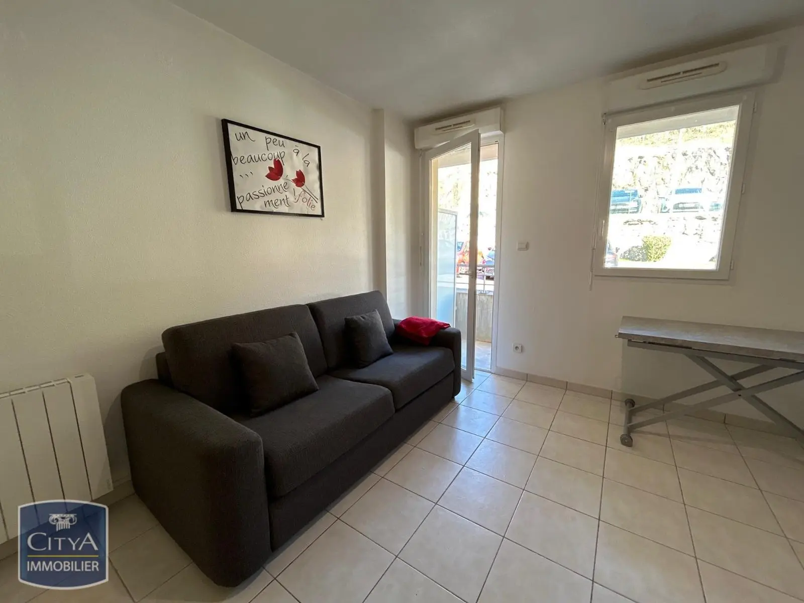 Photo 2 Appartement 1 pièce 25.81m²