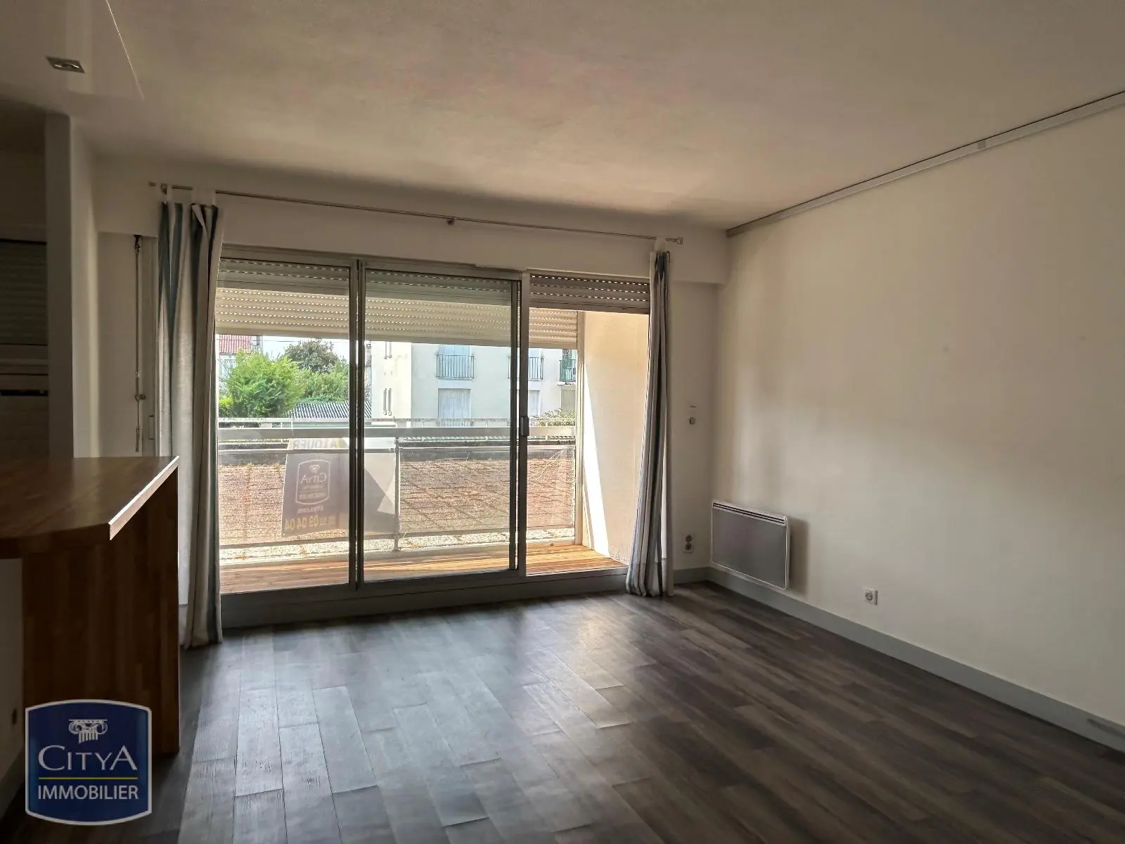 Photo 2 Appartement 1 pièce 27.56m²