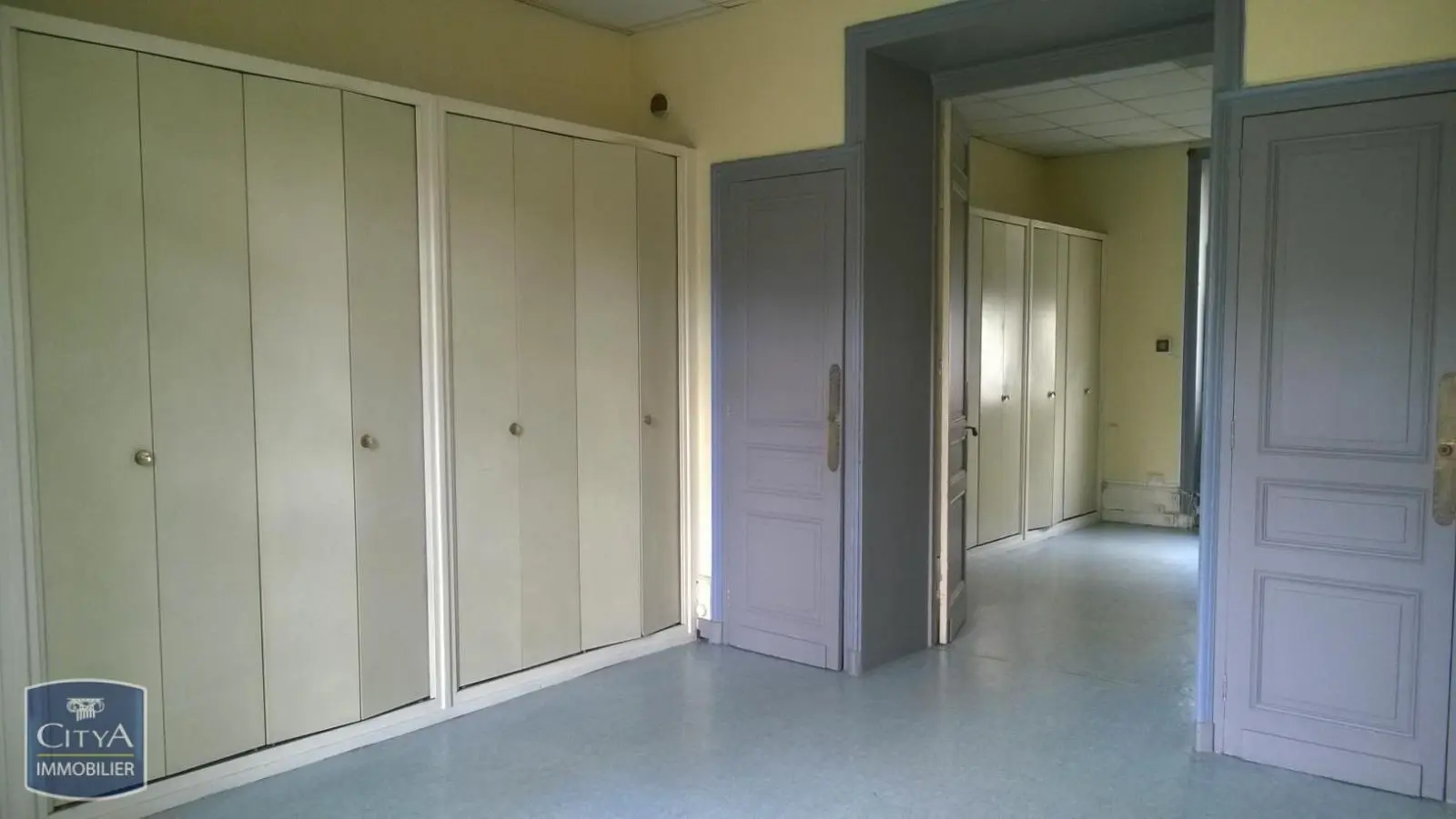 Photo 2 Local Professionnel 2 pièces 40m²