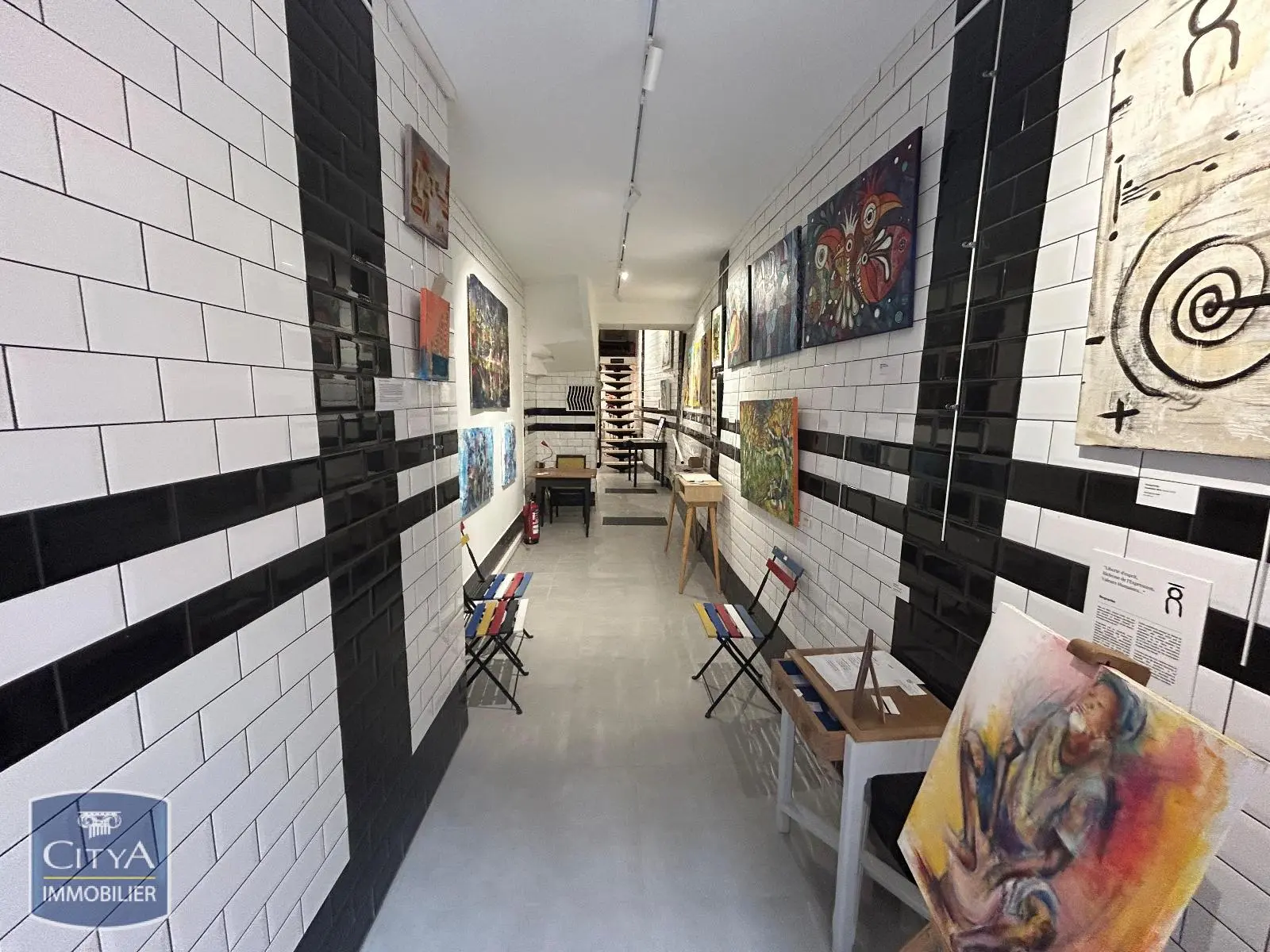 Photo 5 Local Commercial