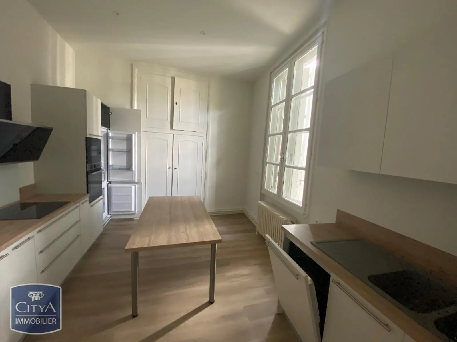 Photo 3 Appartement 5 pièces 151m²