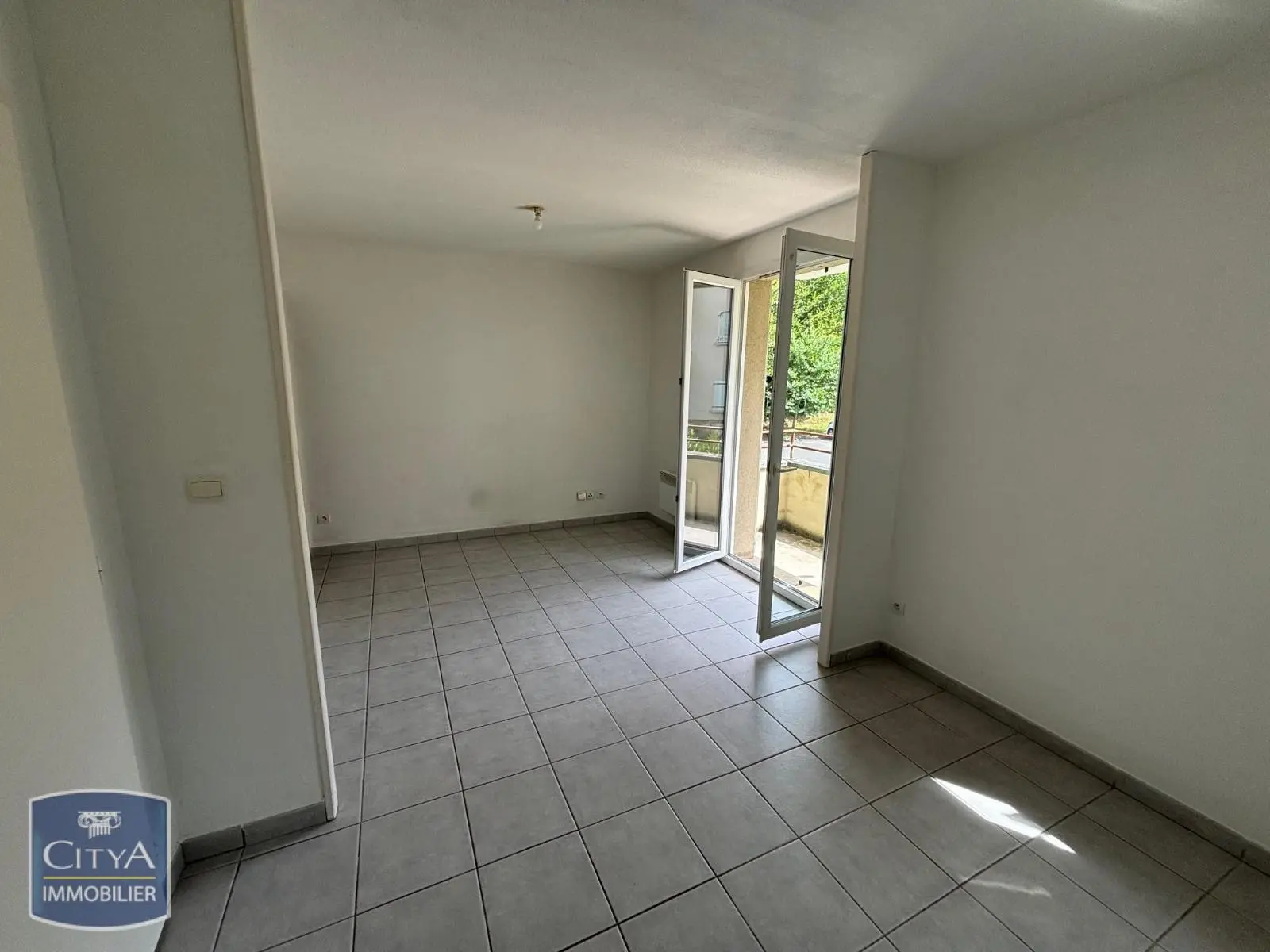 Photo 2 Appartement 1 pièce 31.44m²